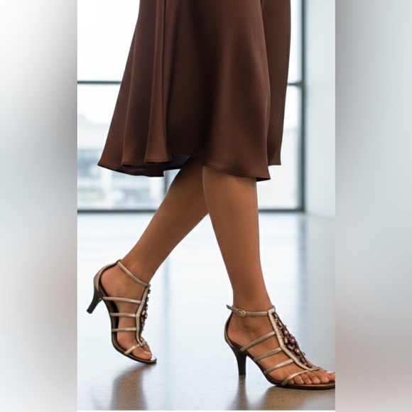 My Jewel Sandal size 8 NWOT - Picture 7 of 7